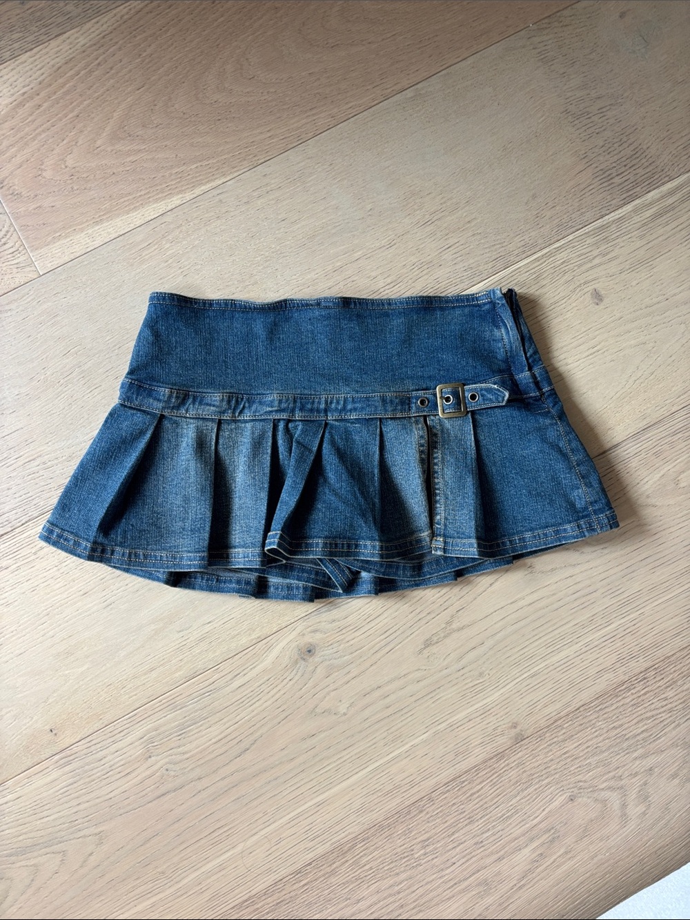 Denim Pleated Mini Skirt w/shorts with Buckle Detail - Blue skort size XXS